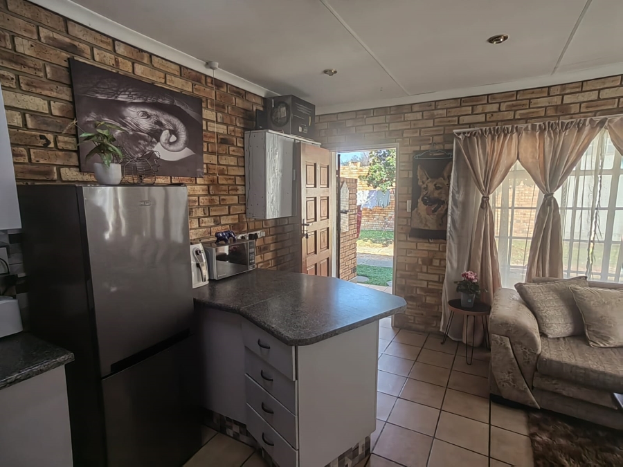 1 Bedroom Property for Sale in Parys Free State